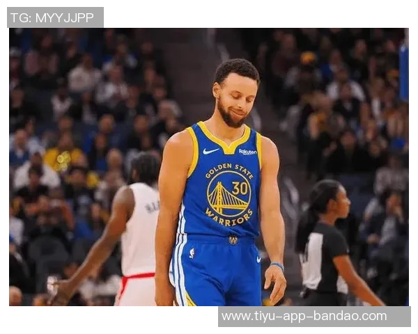 库里强调年轻球员的重要性呼吁全队以积极能量共同努力争胜