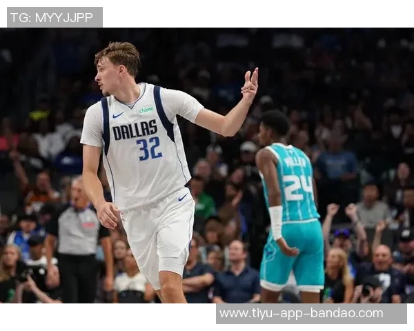 弗拉格表现平平奎因双十数据助力球队18号秀高效发挥砍下17分