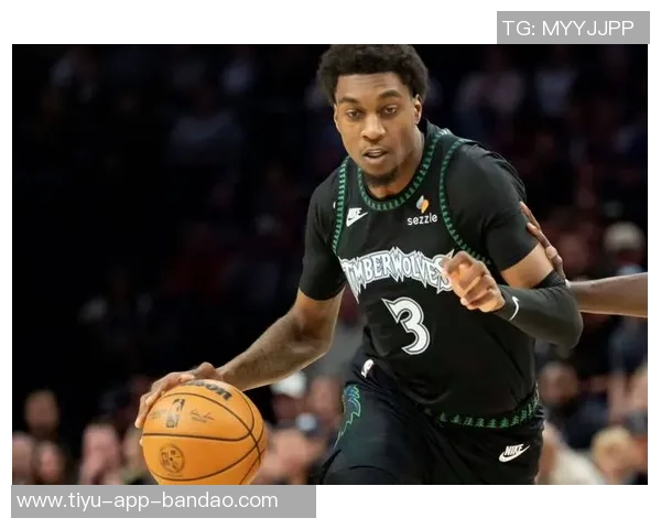 麦克丹尼尔斯全场拼搏35分钟16投10中斩获25分并送出4次盖帽 麦克丹尼尔斯全场拼搏35分钟16投10中斩获25分并送出4次盖帽