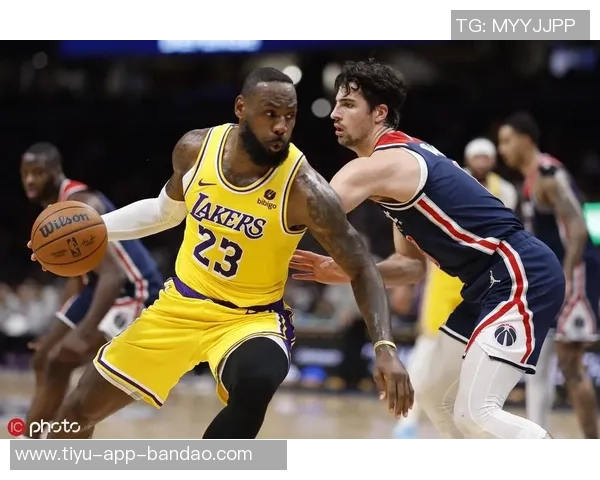 阿夫迪亚谈击败火箭的喜悦与裁判言论的影响