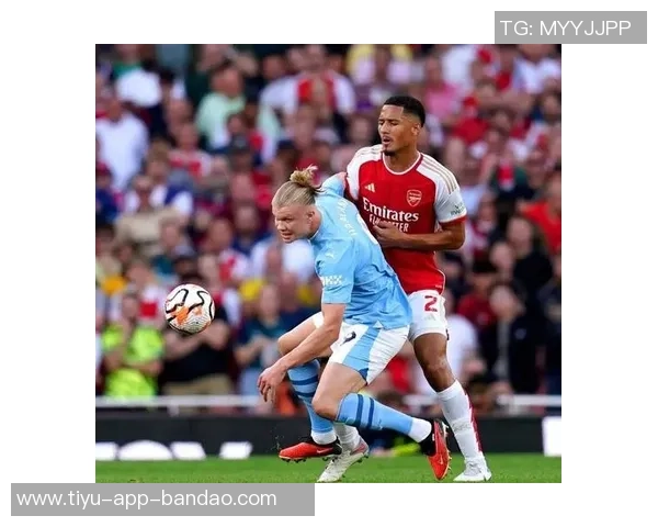 奥孔科沃扑救哈钦森点球成功助球队晋级两位阿森纳旧将再度交锋 奥孔科沃扑救哈钦森点球成功助球队晋级两位阿森纳旧将再度交锋